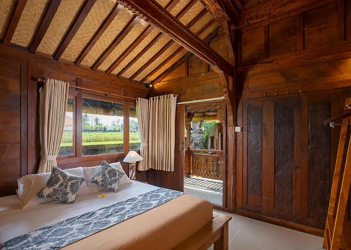 Villa Oemah Joglo Bali *